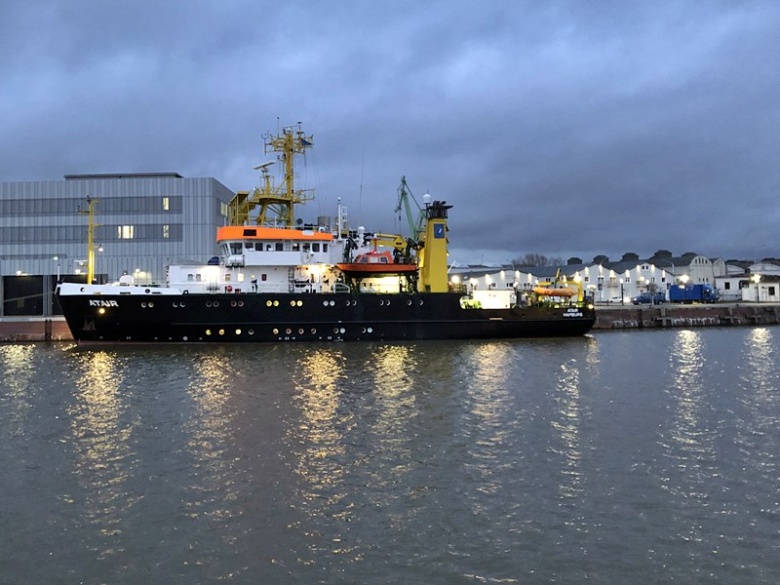 Research vessel "Atair" in Bremerhaven