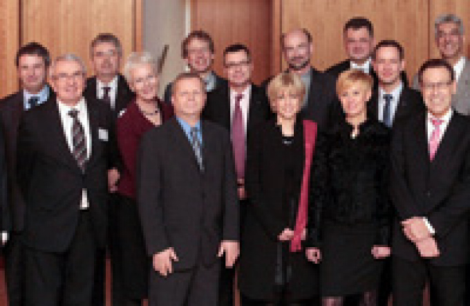 Herr Kaysser und andere  Mitglieder der Helmholtz-Gemeinschaft