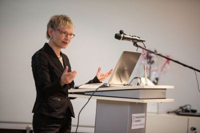 Prof. Dr.-Ing. Dr. Sabine Kunst